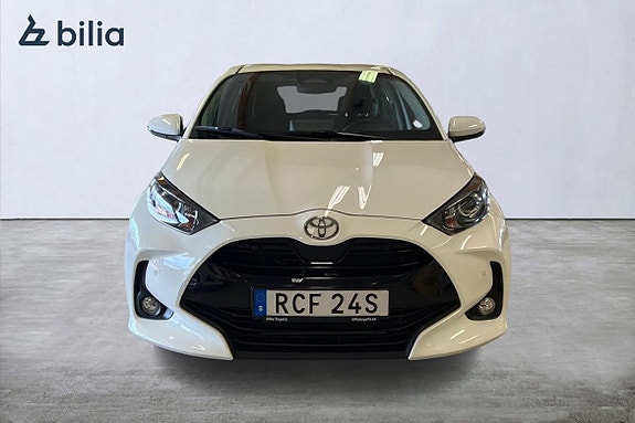 Toyota Yaris 6 of 21