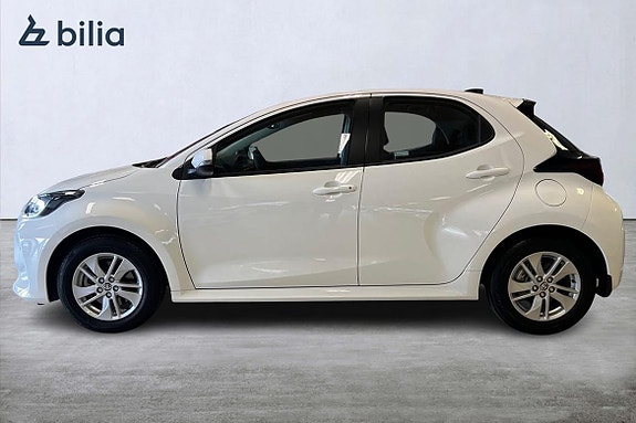 Toyota Yaris 3 of 21