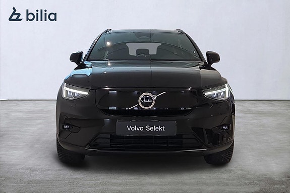 Volvo XC40 5 of 5