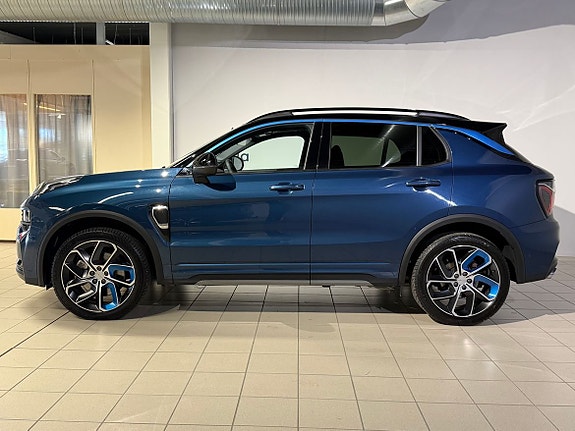 Lynk & Co 01 3 of 19