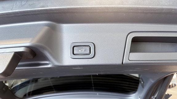 Land Rover Range Rover Evoque 13 of 18