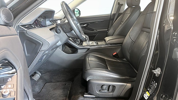 Land Rover Range Rover Evoque 3 of 18