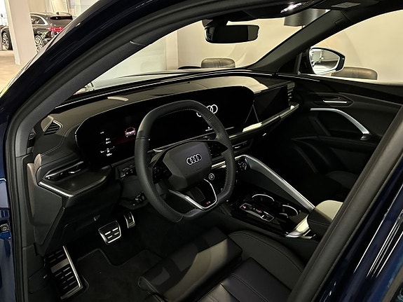 Audi Q5 10 of 27