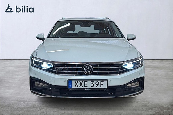 Volkswagen Passat 6 of 26