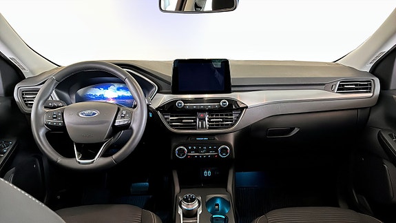 Ford Kuga 4 of 9