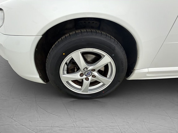 Volvo V70 30 of 30