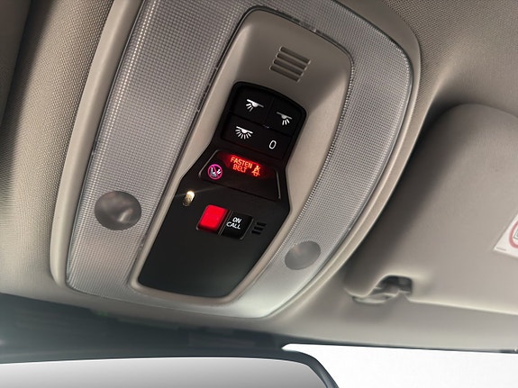 Volvo V70 20 of 30
