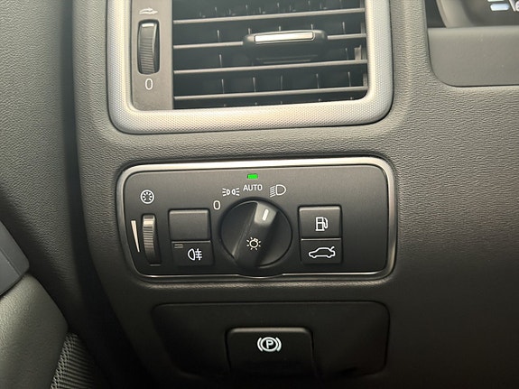 Volvo V70 16 of 30