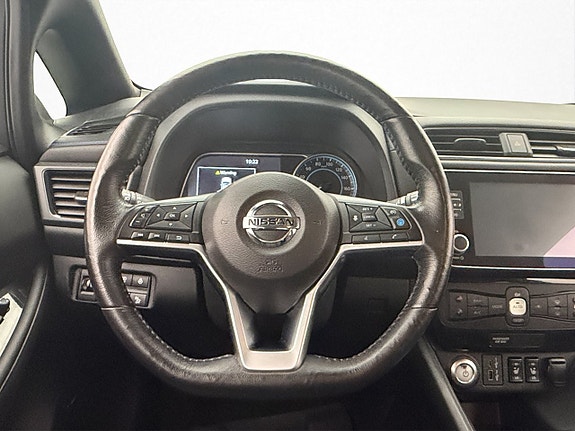 Nissan Leaf 22 of 30