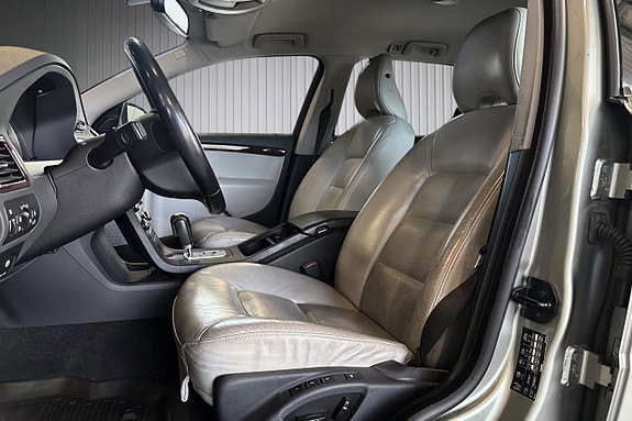 Volvo V70 8 of 17