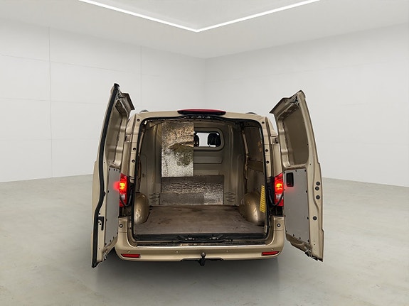 Mercedes-Benz Vito 119 14 of 30