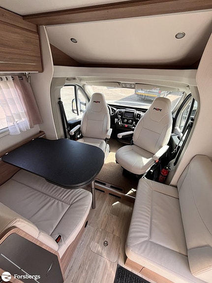 Pilote P 740 C / Automat / Alde / 12 månaders garanti 9 of 18