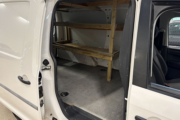 Volkswagen Caddy Maxi 17 of 20