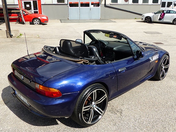 BMW Z3 2 of 5