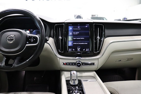 Volvo XC60 17 of 30