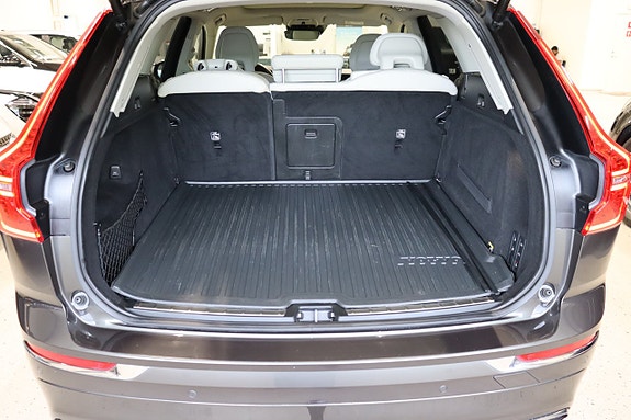 Volvo XC60 7 of 30