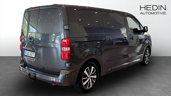 Toyota Proace 2 of 9