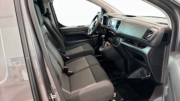 Toyota Proace 3 of 9
