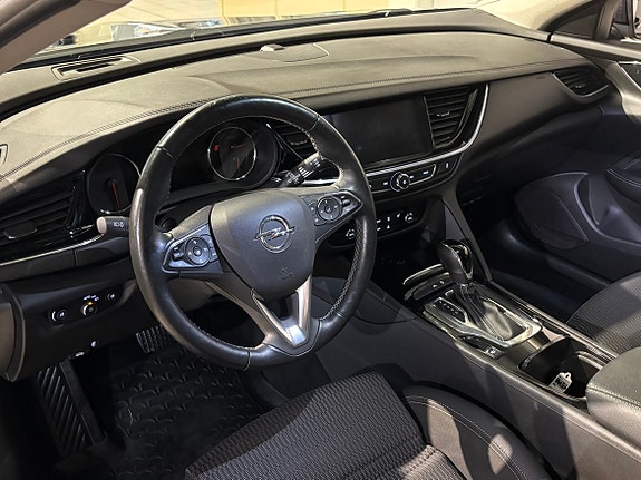 Opel Insignia 6 of 17