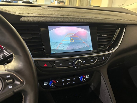 Opel Insignia 11 of 17