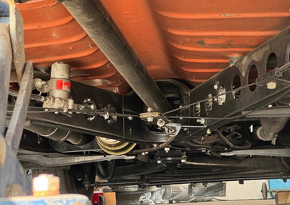 Ford V8 9 of 10