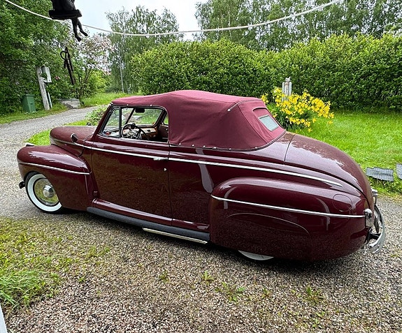 Ford V8 4 of 5