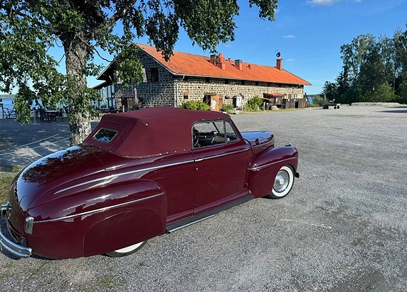 Ford V8 6 of 10