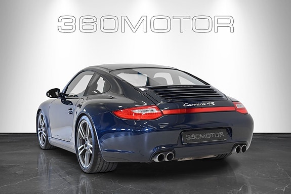 Porsche 911 7 of 15