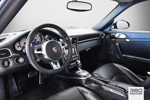 Porsche 911 10 of 15