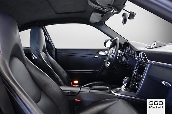 Porsche 911 13 of 15