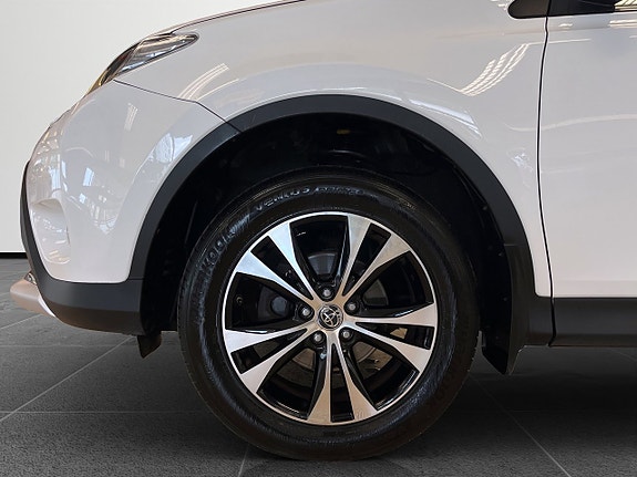 Toyota RAV4 23 of 24