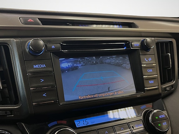 Toyota RAV4 17 of 24