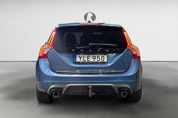 Volvo V60 6 of 16