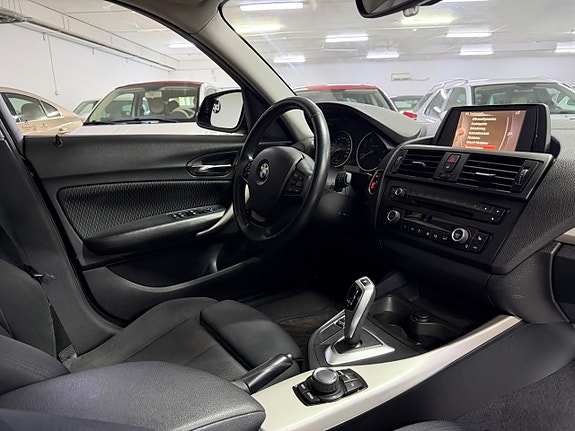 BMW 118d 9 of 15
