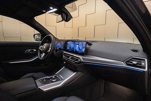BMW M340i 14 of 25