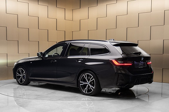 BMW M340i 3 of 5