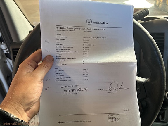 Mercedes-Benz Sprinter 208 22 of 28