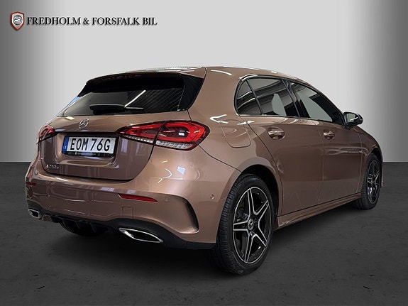 Mercedes-Benz A250 e 5 of 5