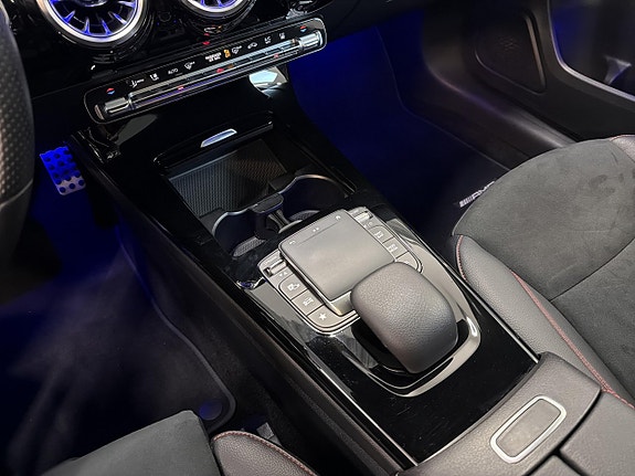 Mercedes-Benz A250 e 23 of 28