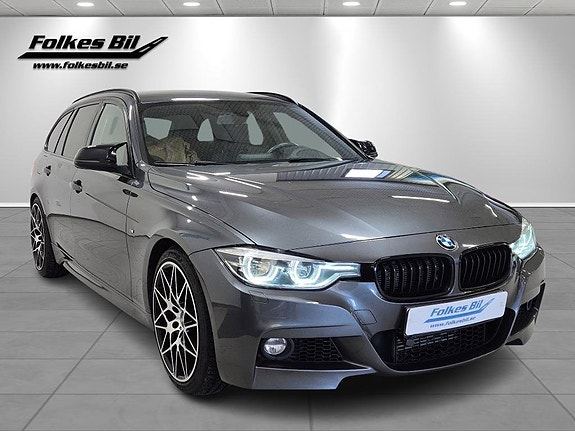 BMW 335d 3 of 5