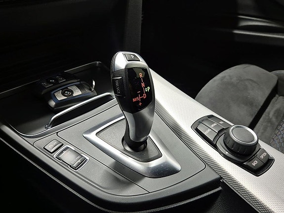 BMW 335d 14 of 17