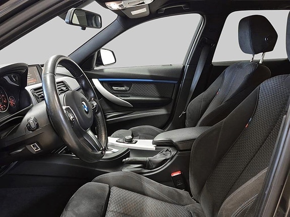 BMW 335d 9 of 17
