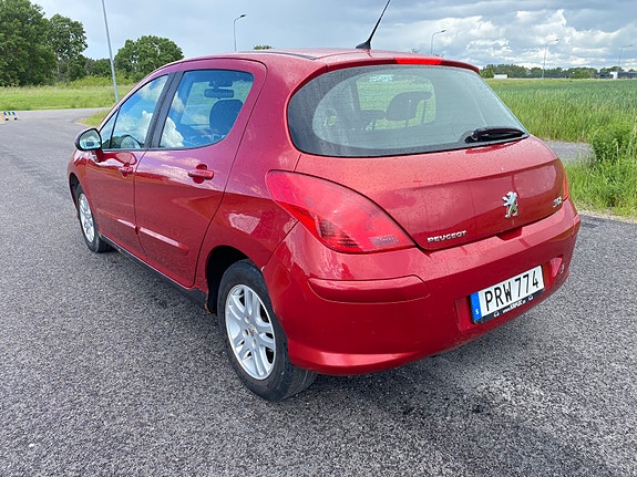 Peugeot 308 5 of 5