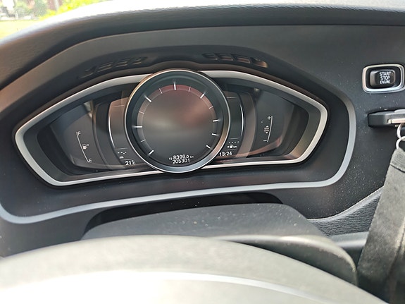 Volvo V40 Cross Country 5 of 5