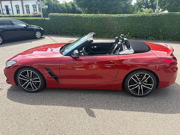BMW Z4 2 of 5