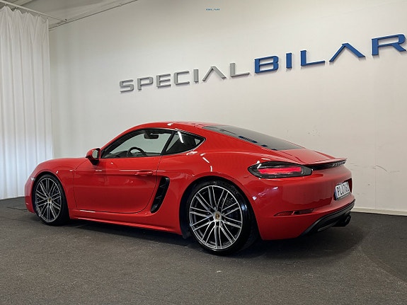 Porsche 718 Cayman 3 of 5