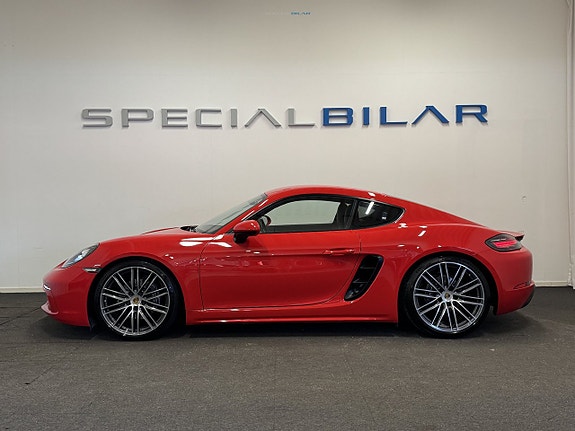 Porsche 718 Cayman 2 of 5