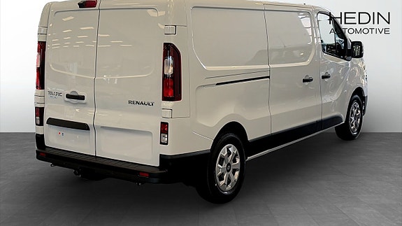 Renault Trafic 2 of 12