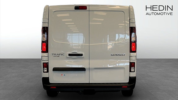 Renault Trafic 7 of 12