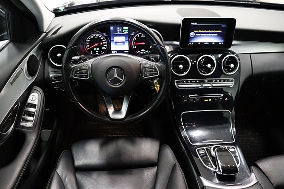 Mercedes-Benz C350 12 of 24